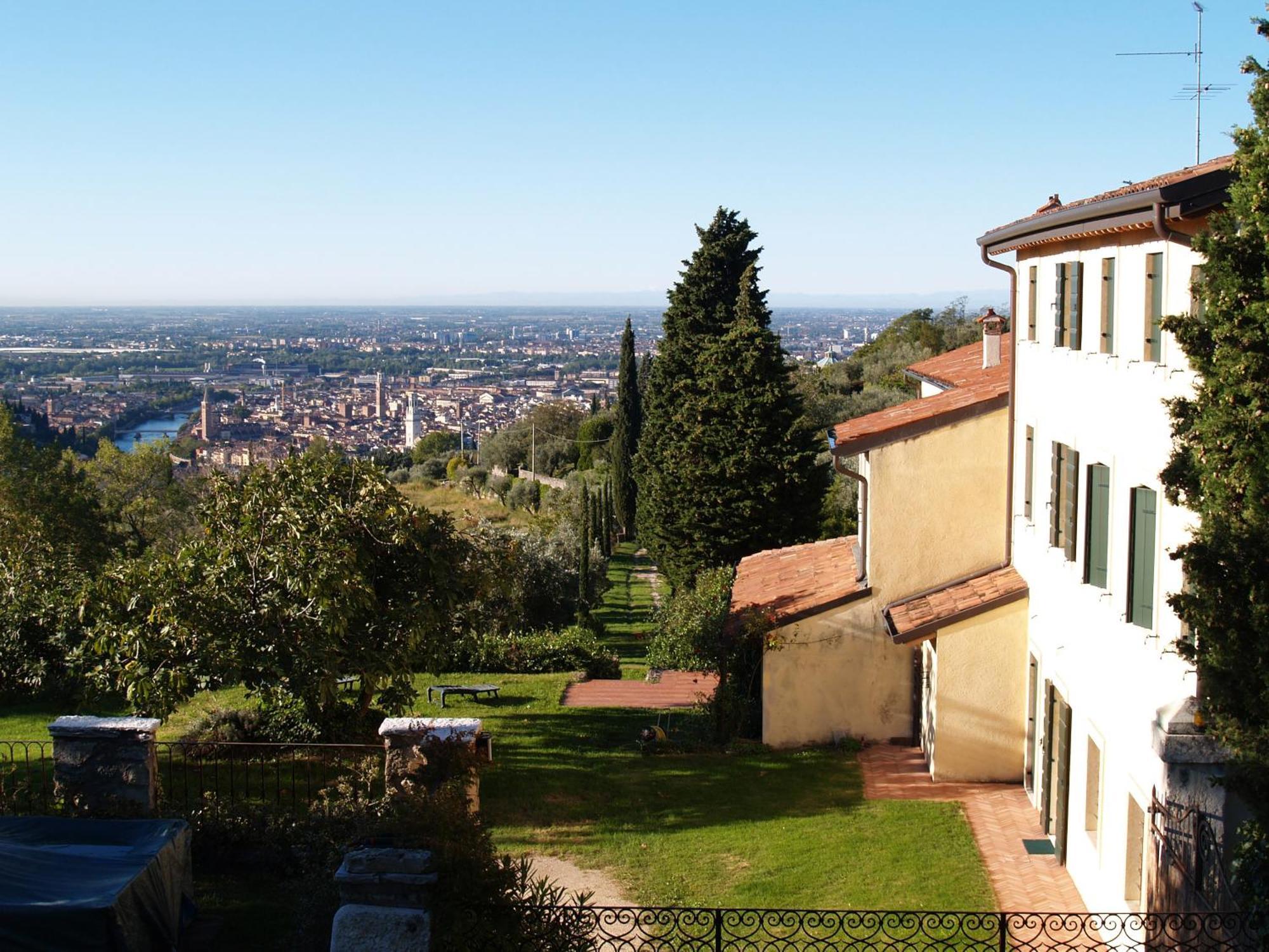 Collina Di Verona Borgo San Mattia Luaran gambar