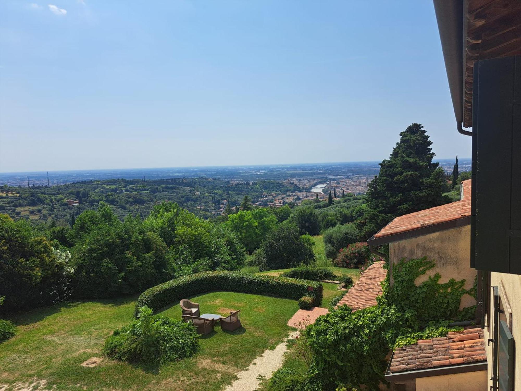 Collina Di Verona Borgo San Mattia Luaran gambar